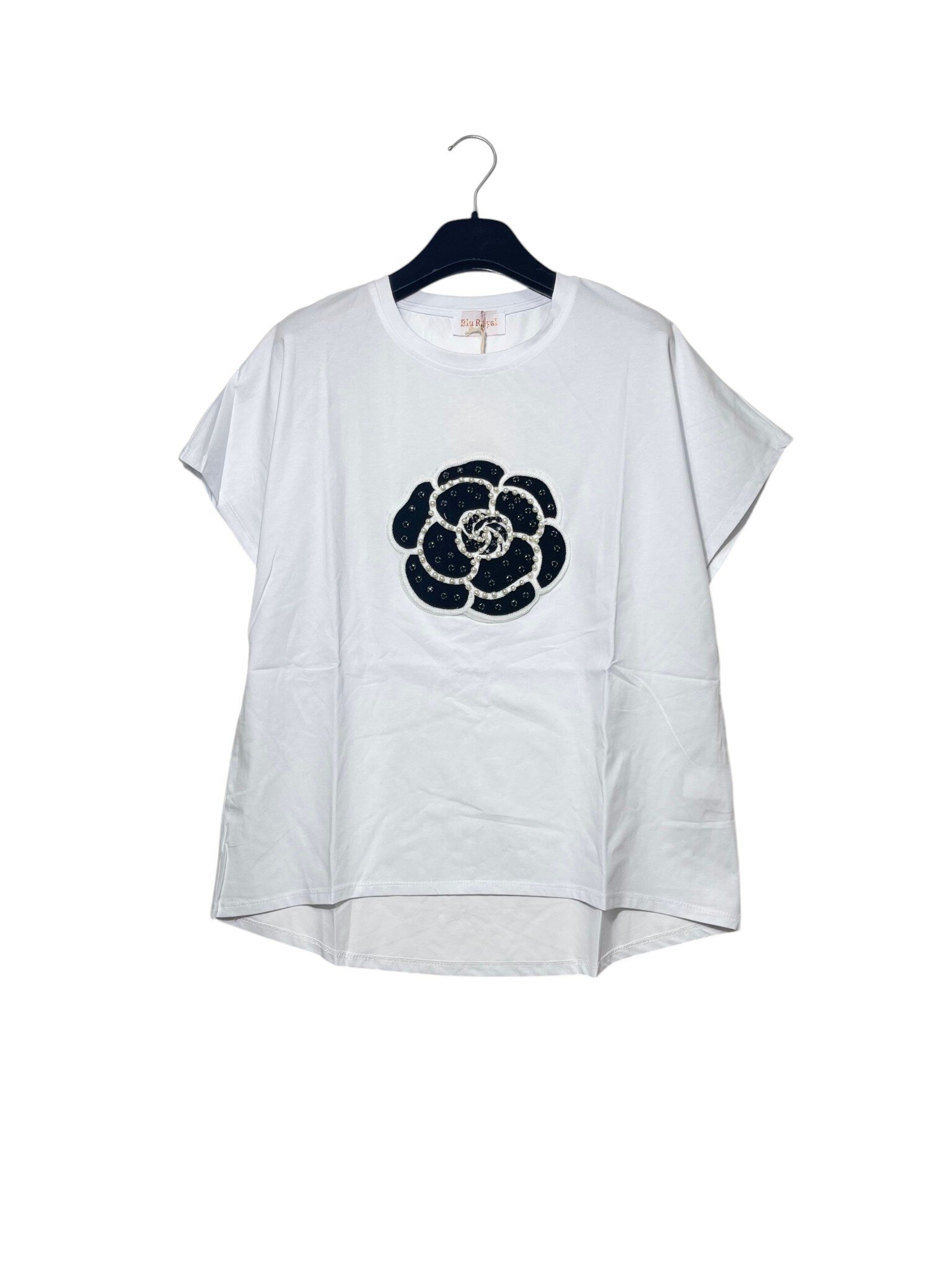 Wholesaler Elegance - Oversized T-shirt with flower-shaped applique adorned with pearls