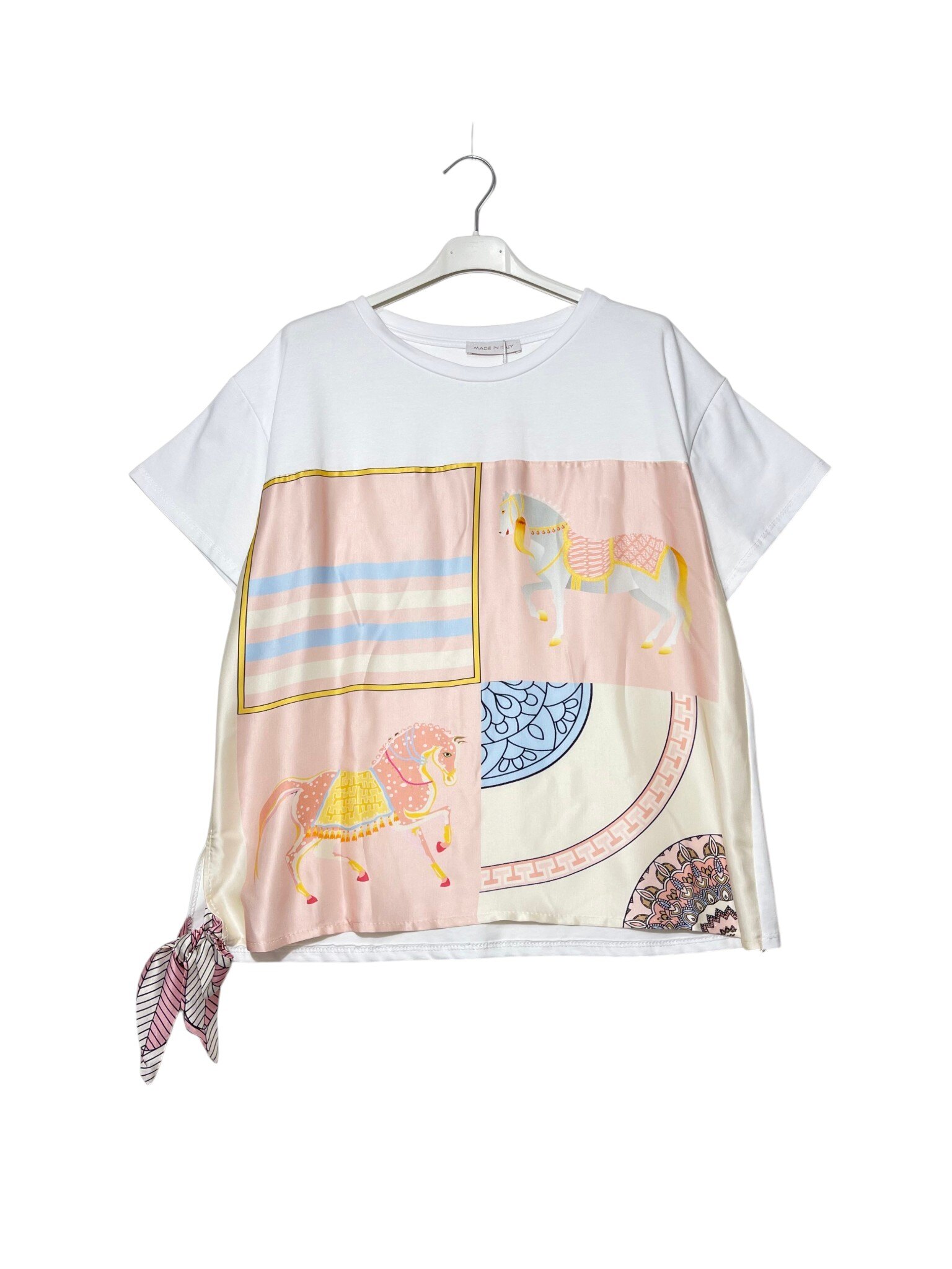 Wholesaler Elegance - T-shirt with viscose silk front panel