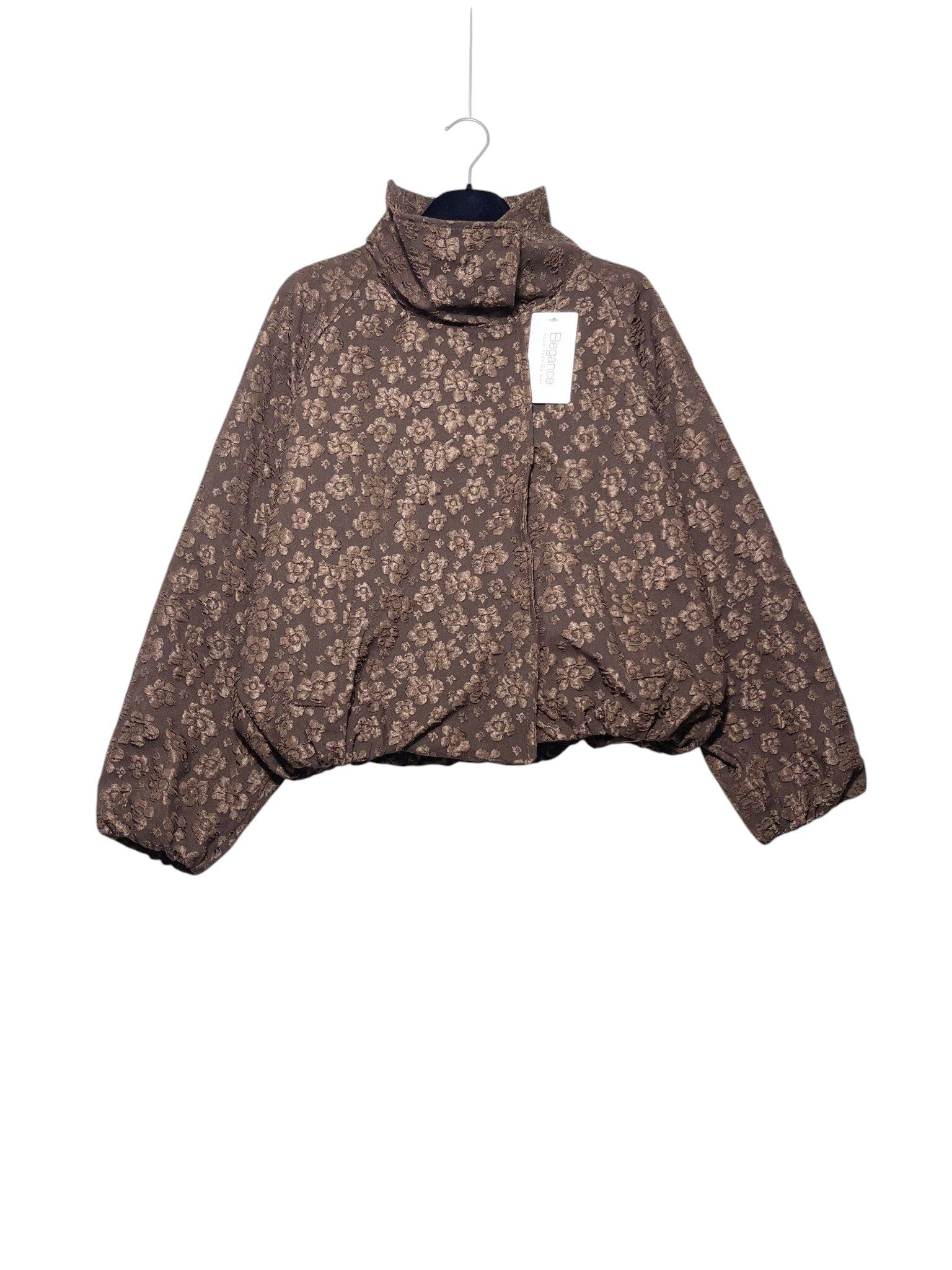 Grossiste Elegance - Blouson bomber matelassé à fleurs avec boutons-pression