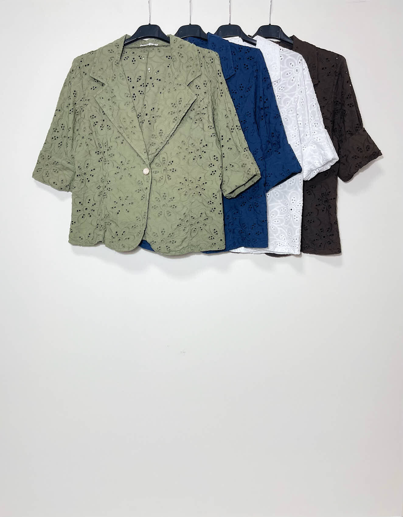 Großhändler Elegance - Sangallo-Jacke mit Knopf