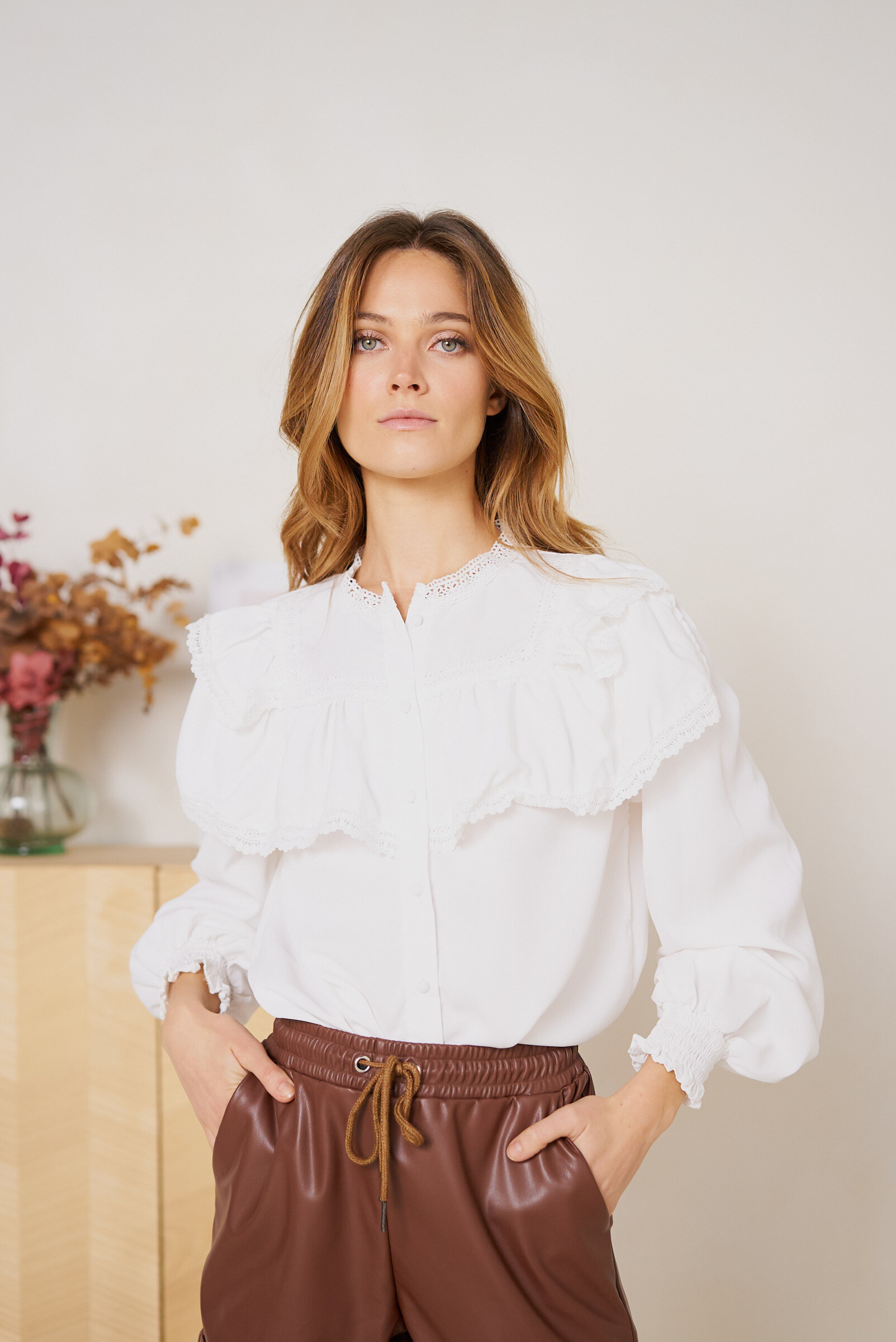 Großhändler Elina Studio - Rüschenhemd