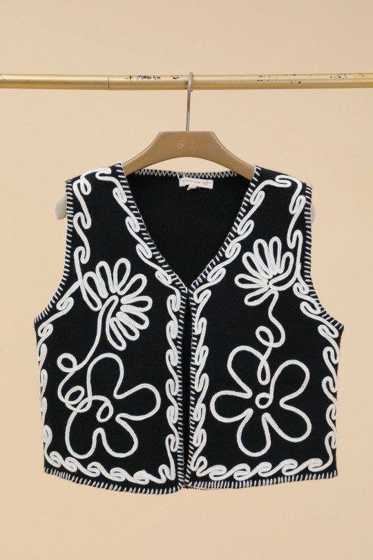 Grossista Elina Studio - Gilet in maglia