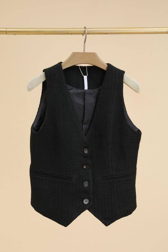Grossiste Elina Studio - gilet noir sans manches
