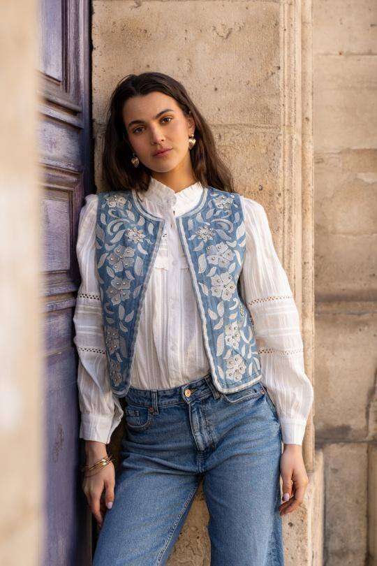 Grossiste Elina Studio - Gilet en jeans sans manches brodés