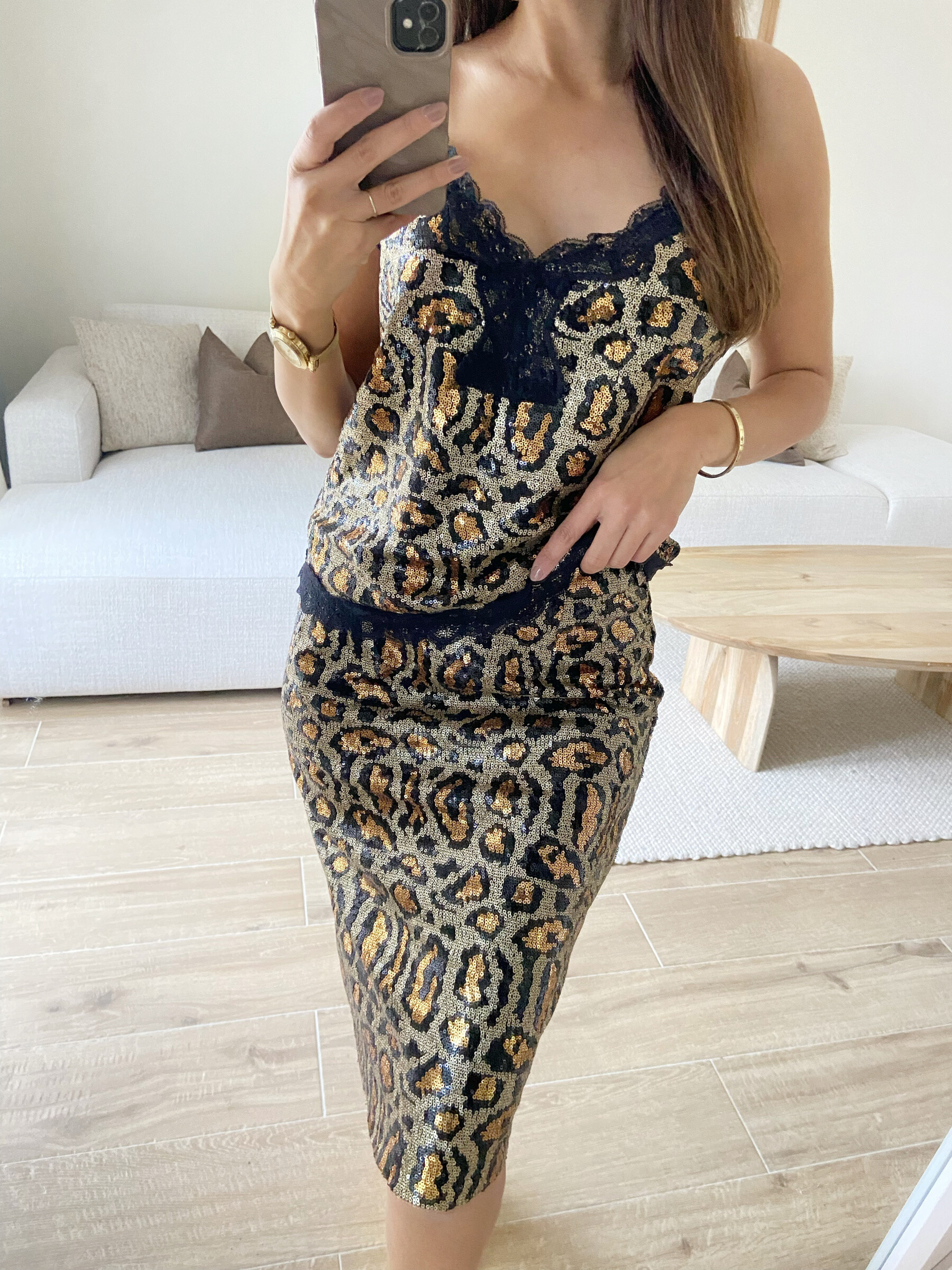 Großhändler Elina Studio - Tanktop mit Leoparden-Strasssteinen