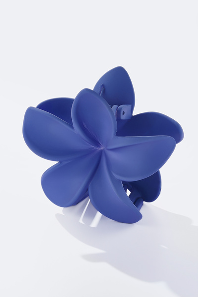 Grossiste ÉLINE L'ATELIER - Pince à cheveux fleur matte Grossiste ÉLINE L'ATELIER - Pince à cheveux fleur matte