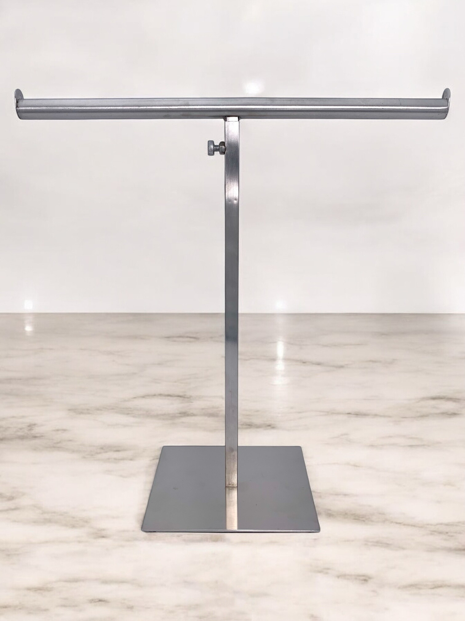 Großhändler ÉLINE L'ATELIER - T-förmiges Display (34x13x35-60cm)