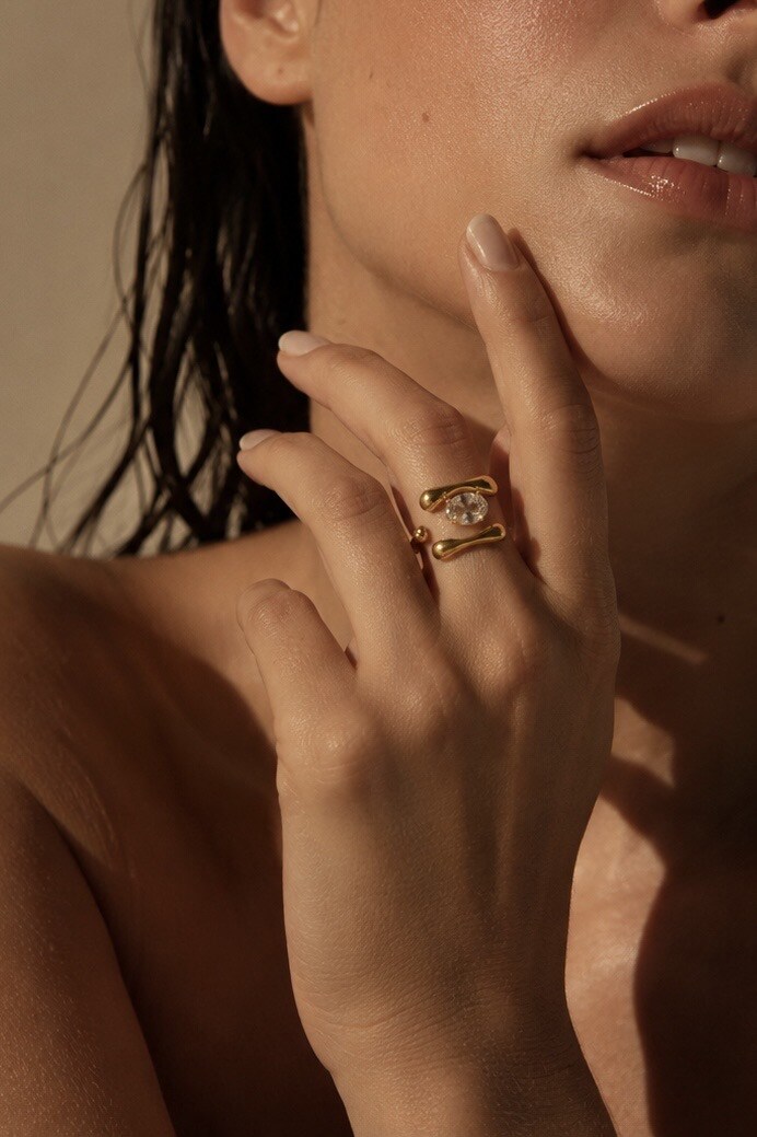 Grossiste ÉLINE L'ATELIER - Bague ouverte à cristal ovale en acier inoxydable