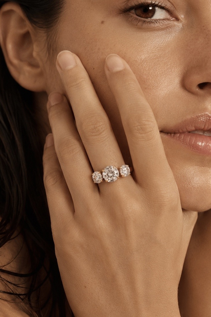 Grossiste ÉLINE L'ATELIER - Bague trio de zircons ronds en acier inoxydable