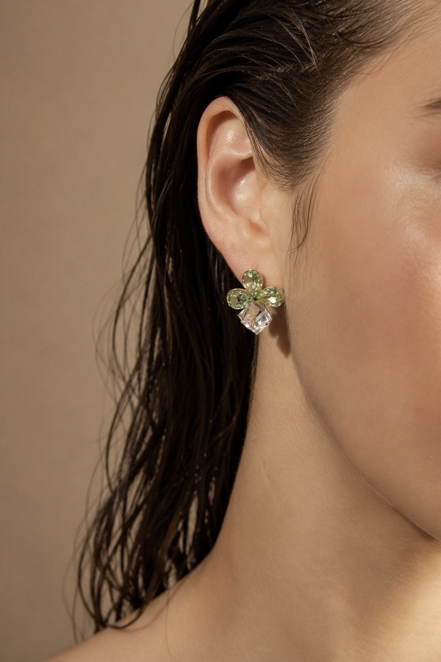 Grossiste ÉLINE L'ATELIER - Boucles d'oreilles trèfle à zircons colorés en acier inoxydable