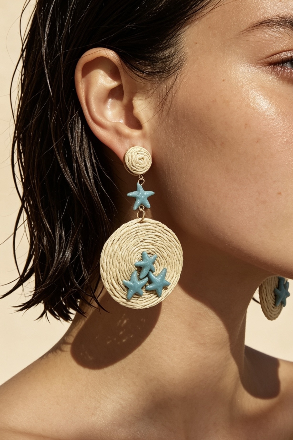Wholesaler ÉLINE L'ATELIER - Straw Earrings with Stainless Steel Stud
