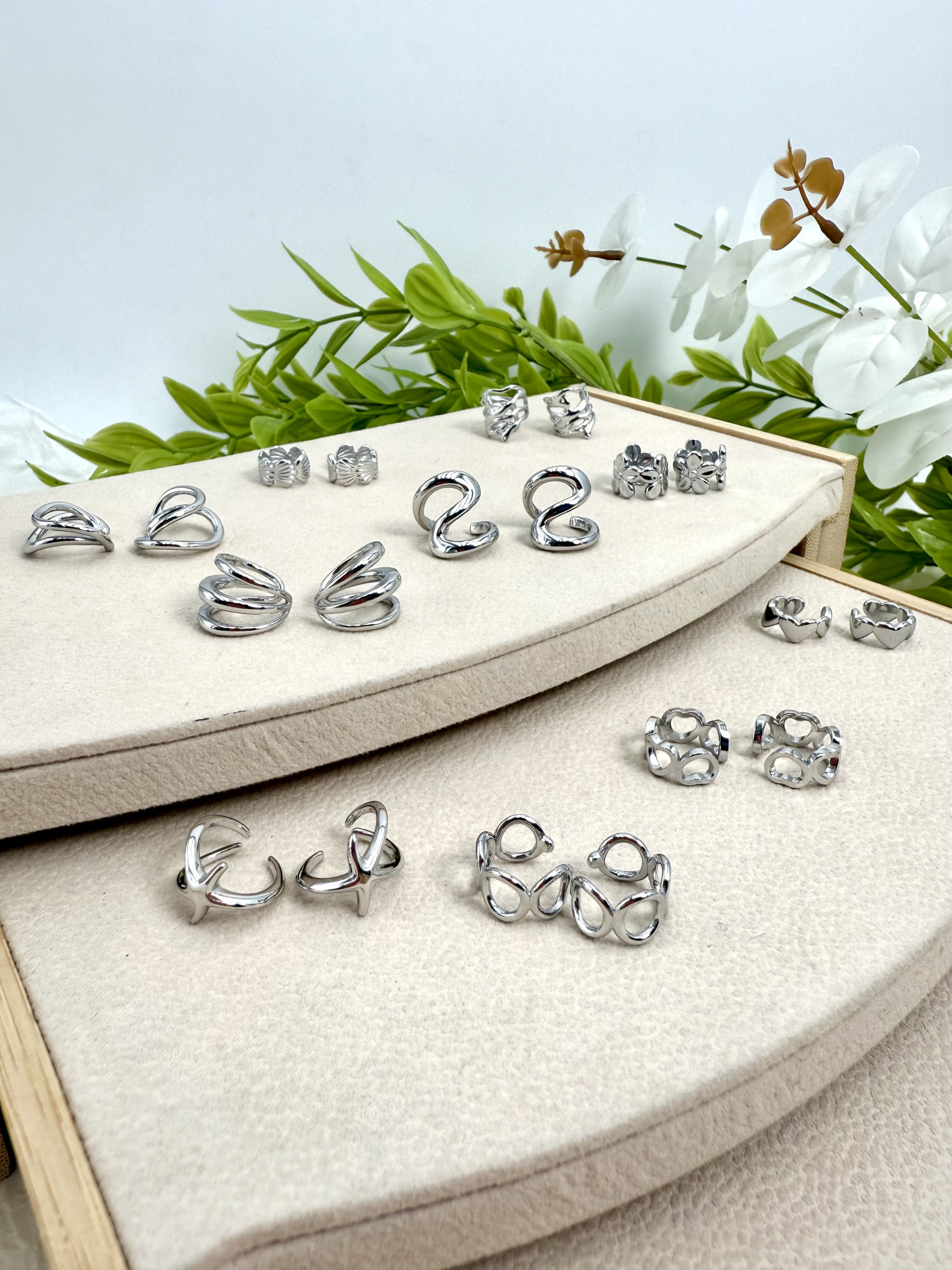 Wholesaler ÉLINE L'ATELIER - 10-Piece Stainless Steel Earcuff Set without Display Stand