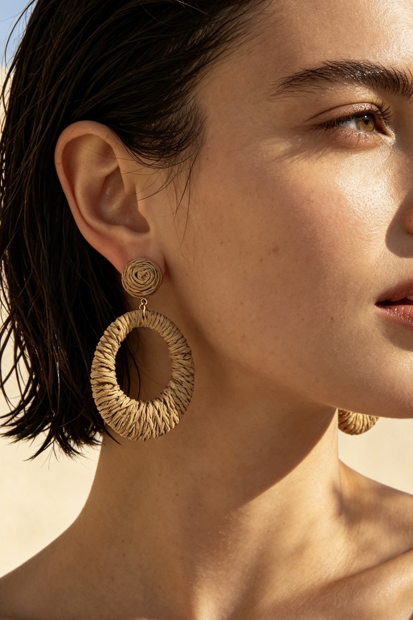 Wholesaler ÉLINE L'ATELIER - Straw earrings with steel stud