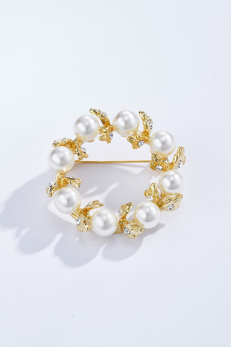 Wholesaler ÉLINE L'ATELIER - Flower-shaped brooch with rhinestones