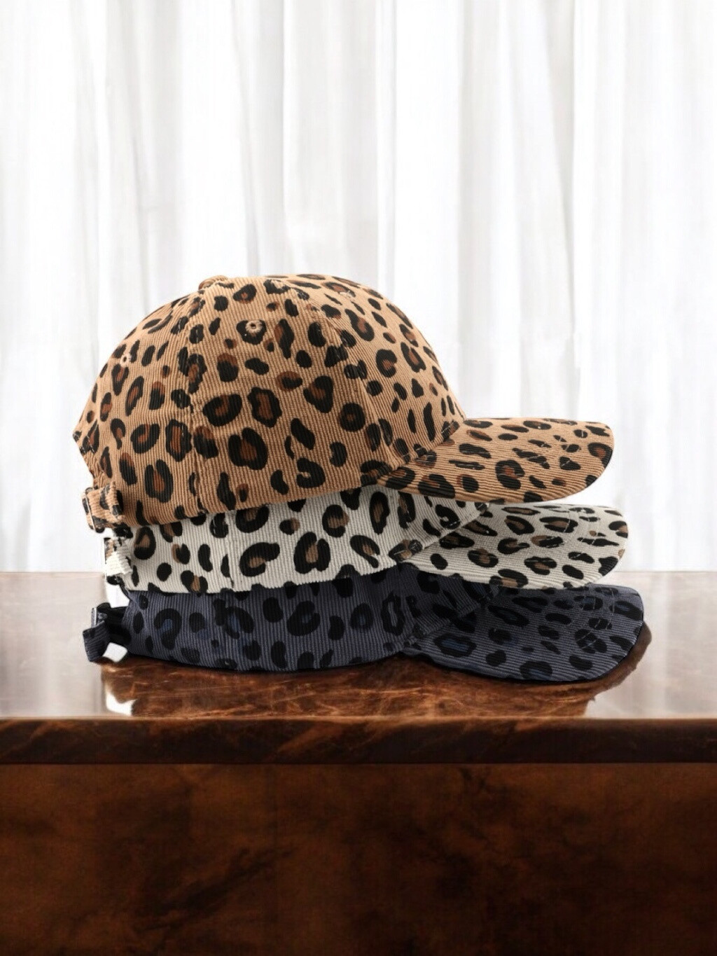 Großhändler ÉLINE L'ATELIER - Mütze mit Leopardenmuster MJ05