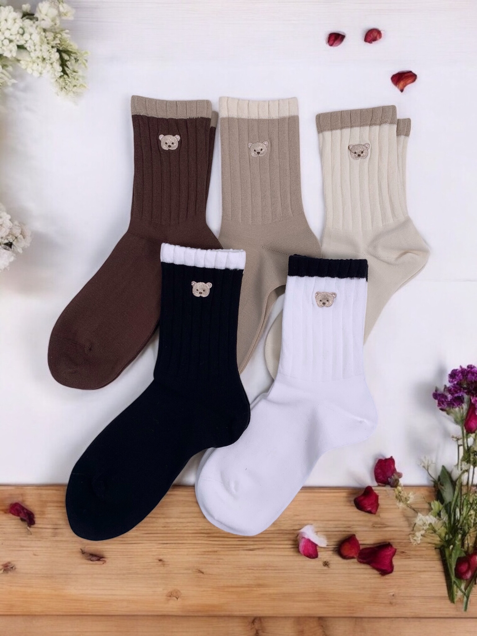 Wholesaler ÉLINE L'ATELIER - Embroidered socks
