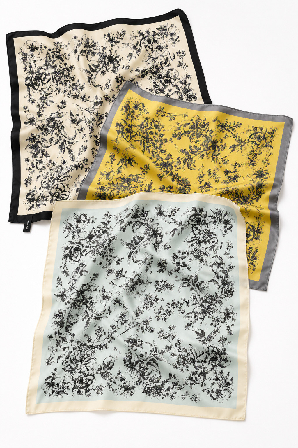 Wholesaler ÉLINE L'ATELIER - Patterned Scarf 70 x 70 cm