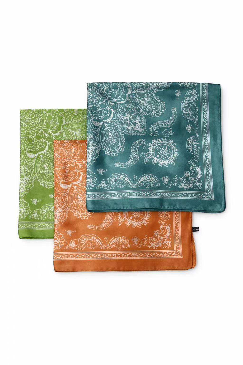 Mayorista ÉLINE L'ATELIER - Pañuelo estampado 65 x 65 cm