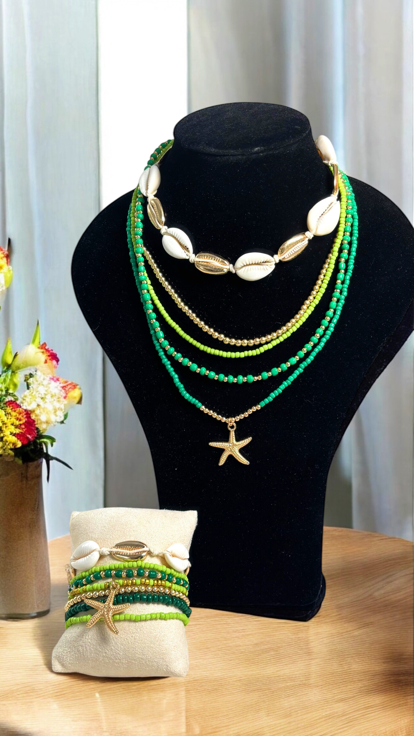 Wholesaler ÉLINE L'ATELIER - Collar set bracelets shell