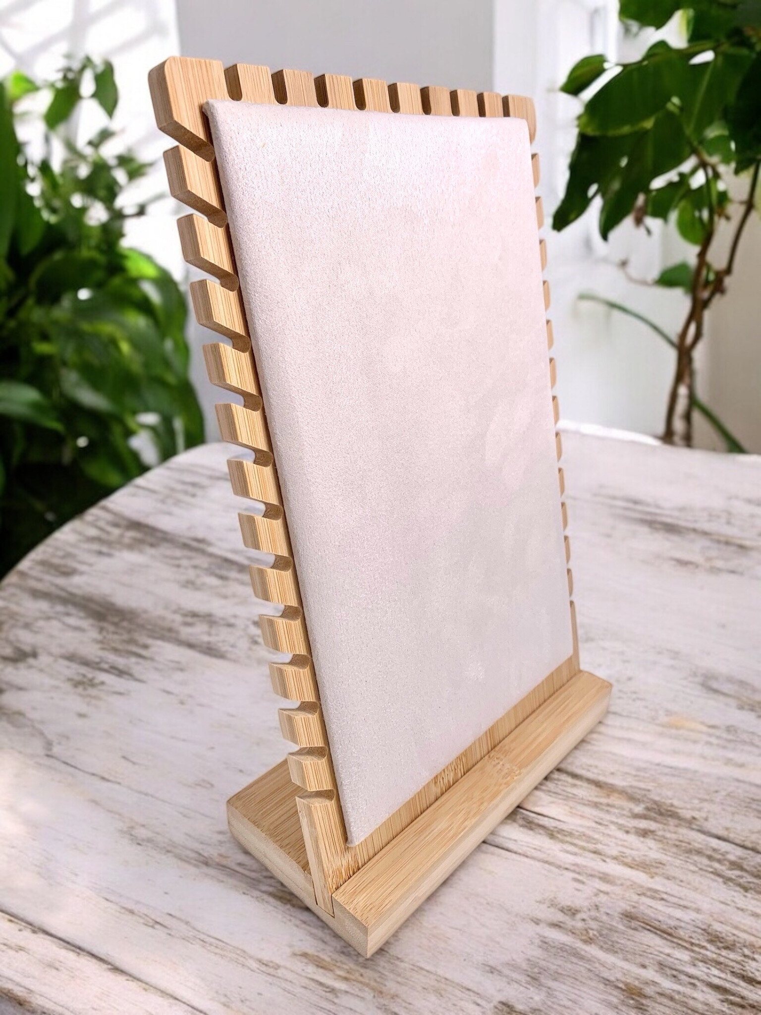 Großhändler ÉLINE L'ATELIER - Rechteckanzeige für Halsketten (28x18x8cm)