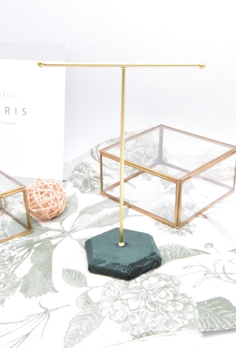 Wholesaler Ella Ella - Jewelry display