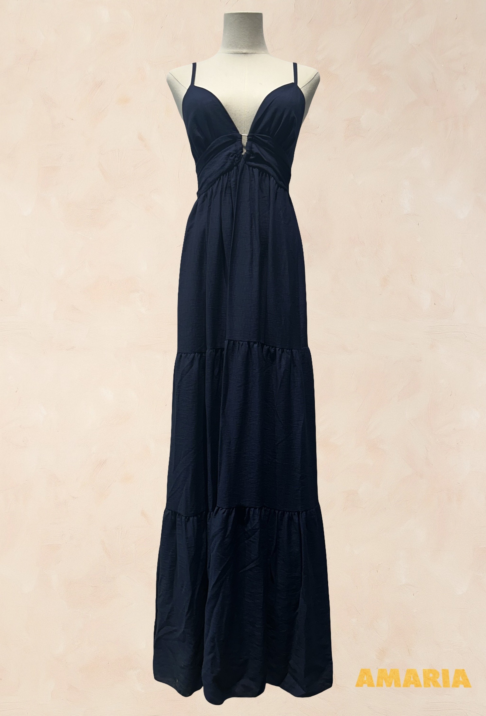 Grossiste Elle Street - Robe Longue à Fines Bretelles Décolleté en V - Viscose