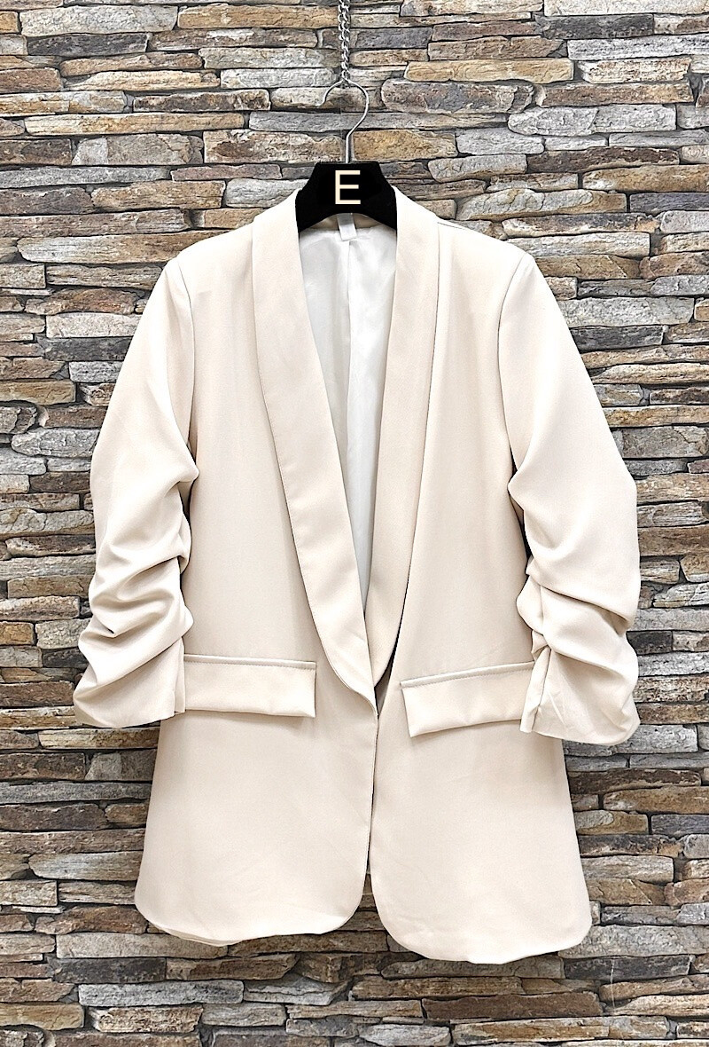 Mayorista Elle Style - Chaqueta blazer EMILIE con forro elegante y moderno