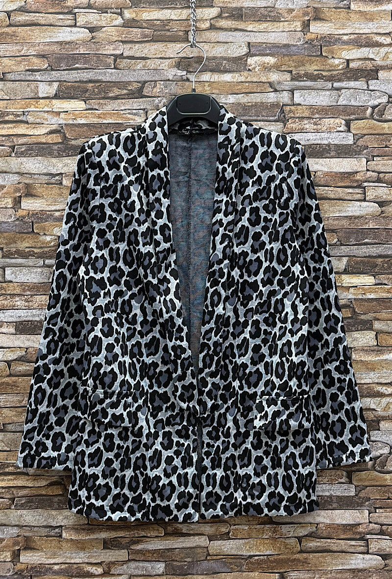 Grossista Elle Style - Giacca PAOLA Chic Autunnale con Motivo e Maniche Lunghe