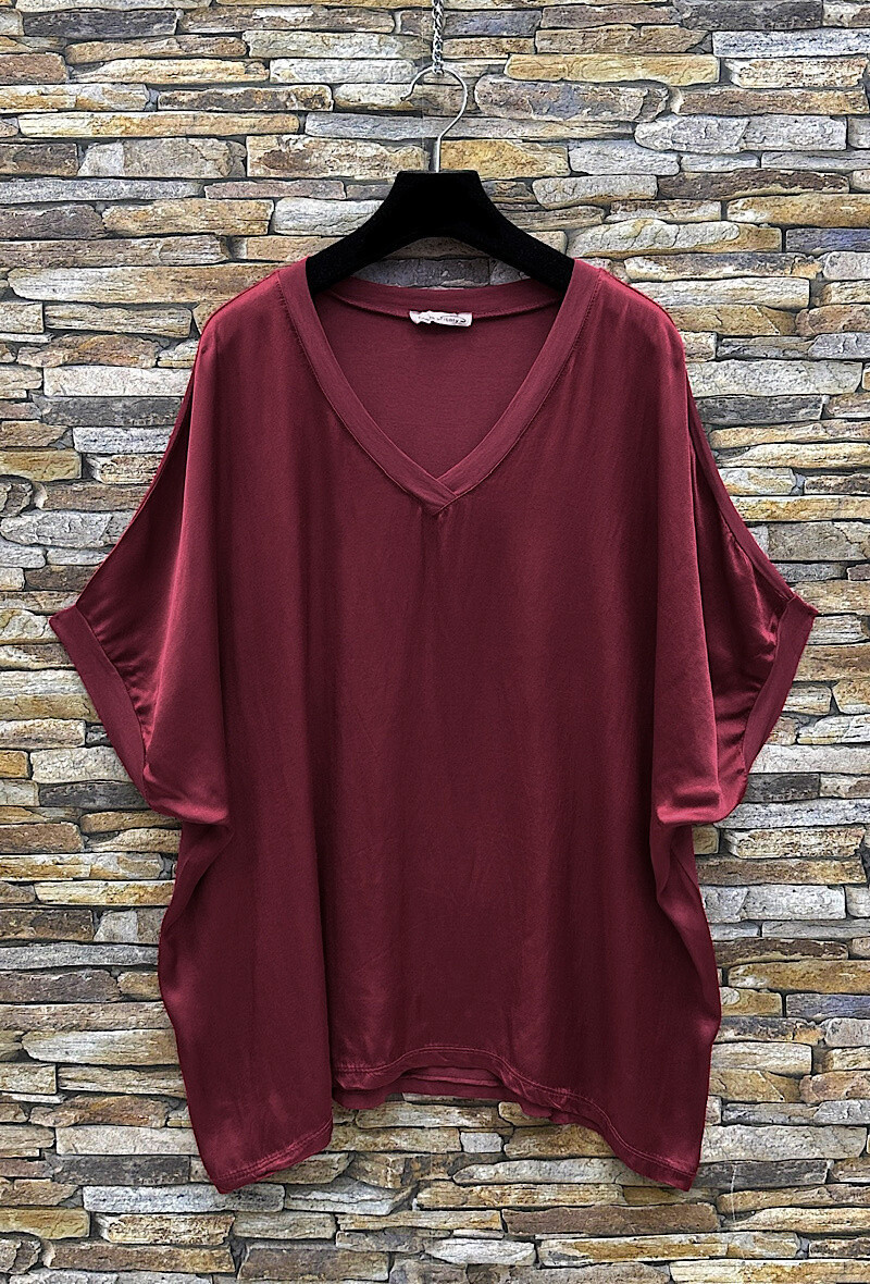 Mayorista Elle Style - Blusa LIAMA, fluida y romántica, satinada en la parte delantera.