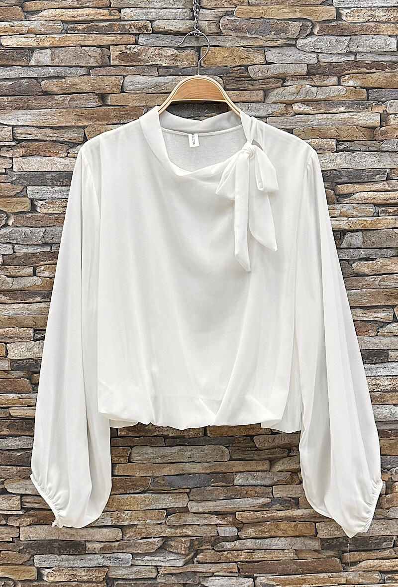 Grossiste Elle Style - Blouse ANIELLA, manches fluide romantique, chic, tendance, doublure viscose