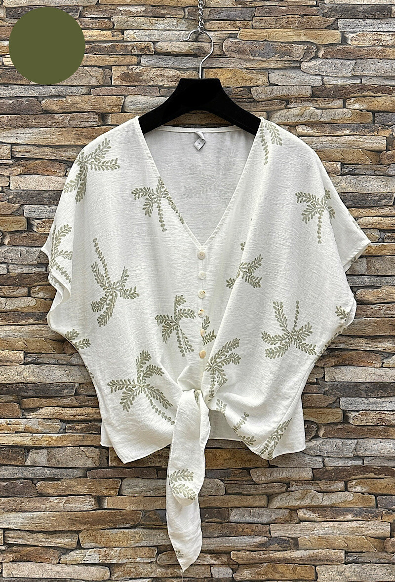 Grossiste Elle Style - Blouse EILISH effet lin romantique avec boutons , fluide et bohème.