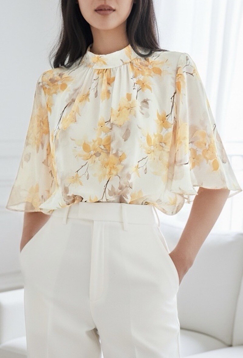 Großhändler Elle Style - AGNES bedruckte Bluse mit romantischen, schicken und trendigen fließenden Ärmeln mit Viskosefutter