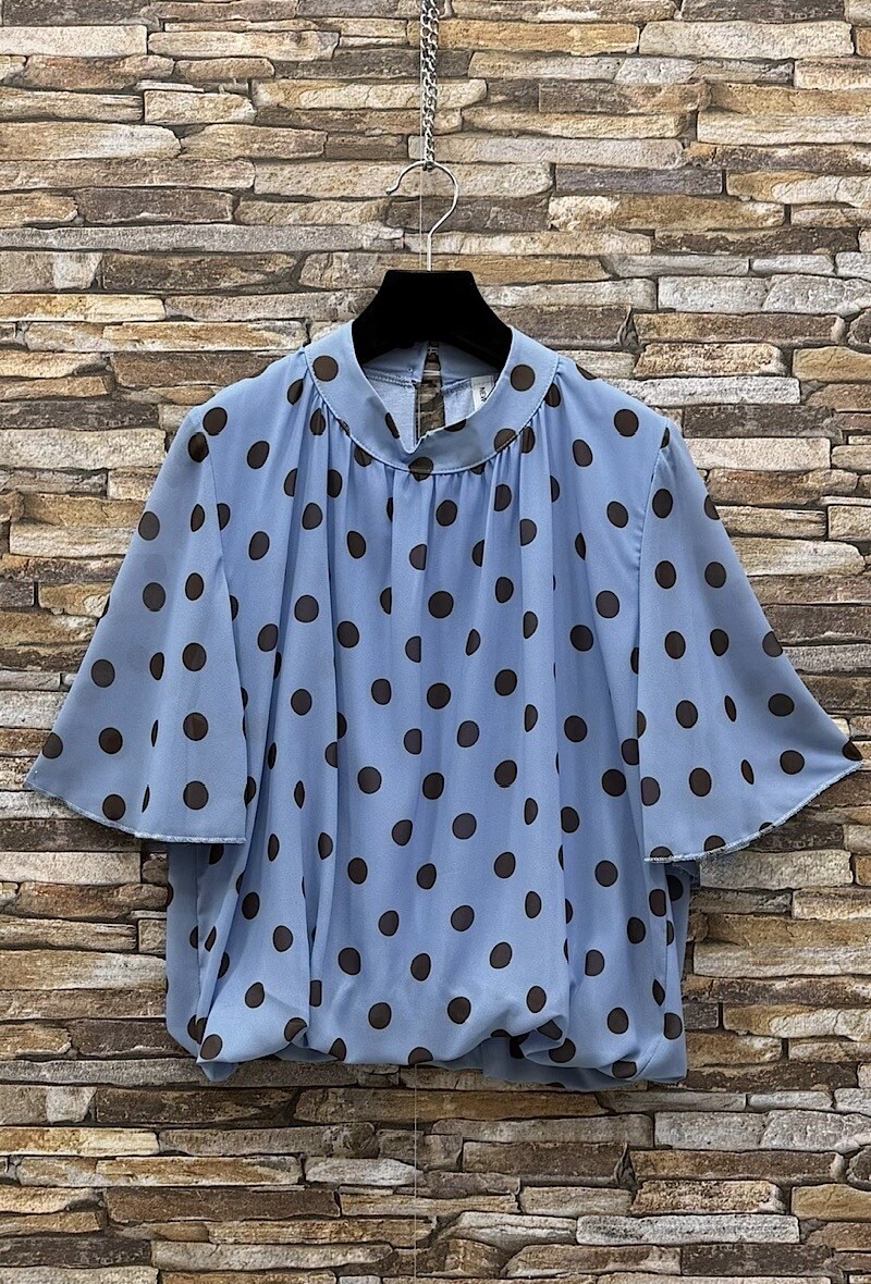 Grossista Elle Style - Blusa AGNES stampata con maniche fluide romantiche, chic e alla moda con fodera in viscosa