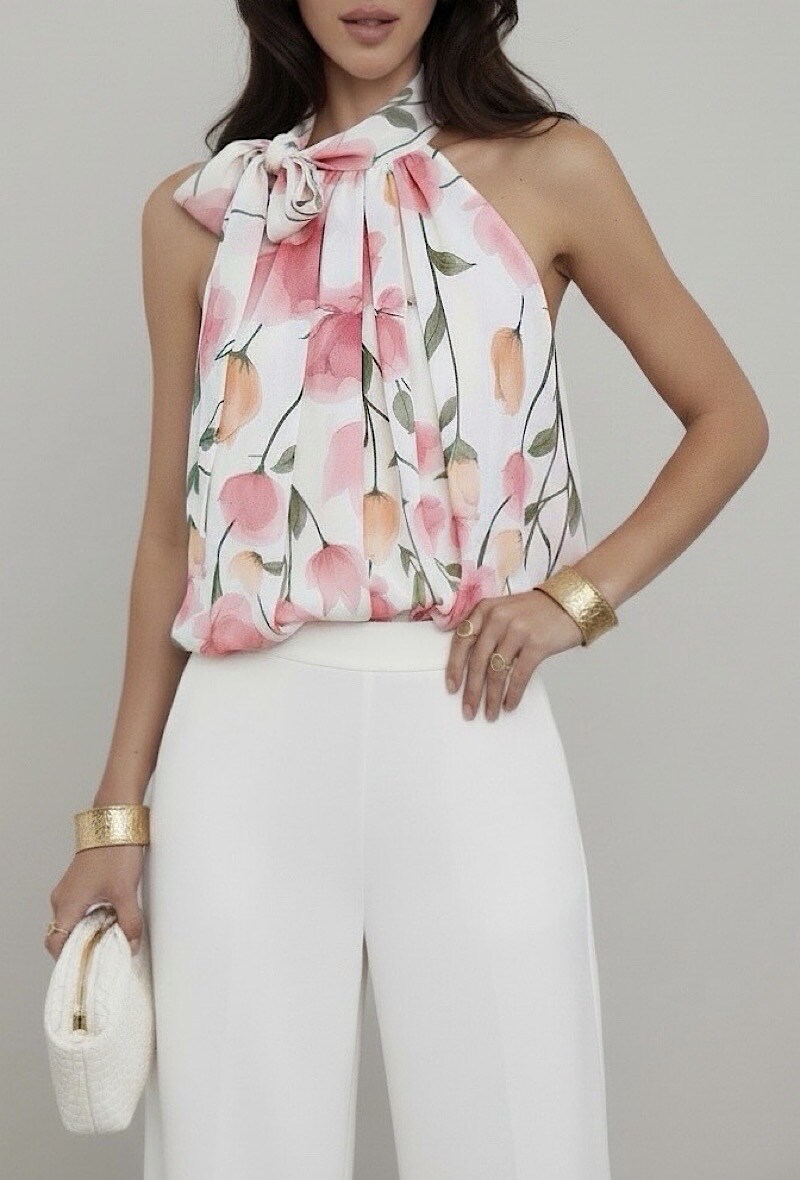 Grossista Elle Style - Blusa ANAIS con colletto lavallière stampato, fluida e romantica, chic e alla moda con fodera in viscosa
