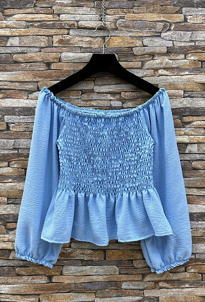 Mayorista Elle Style - Blusa SMOKER con nido de abeja y escote bardot. Fluida y elegante