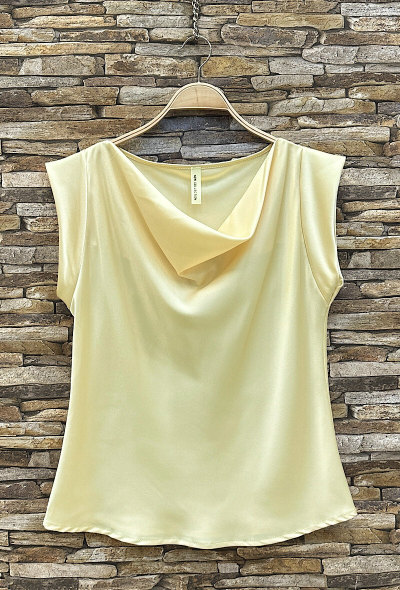 Mayorista Elle Style - Blusa SATINA, de satén, romántica, chic y a la moda.