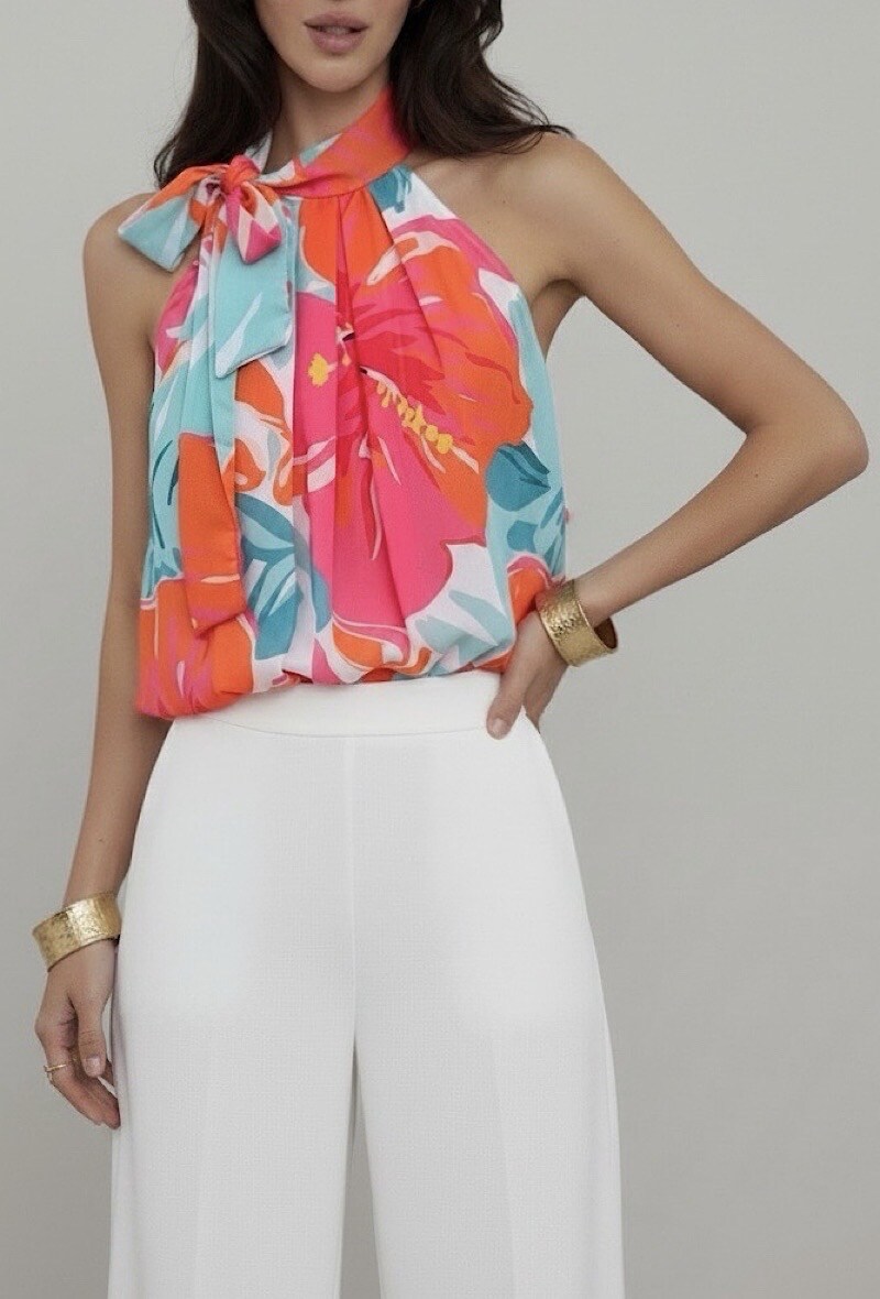 Grossista Elle Style - Blusa ANAIS con colletto lavallière stampato, fluida e romantica, chic e alla moda con fodera in viscosa