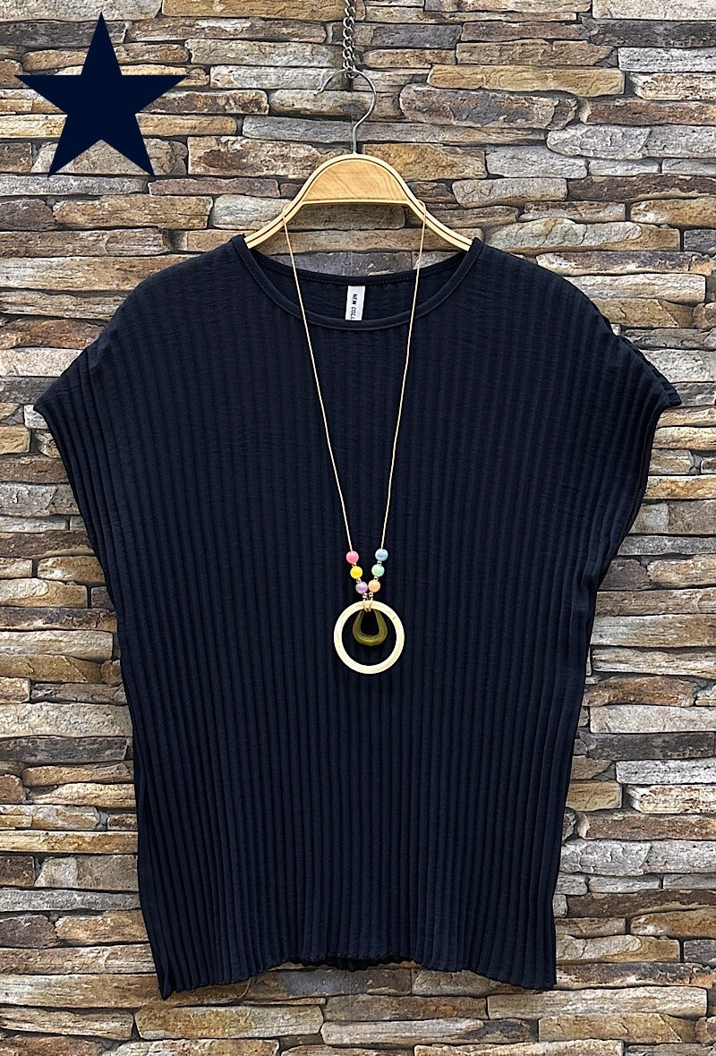 Grossiste Elle Style - Blouse PERCY plissée avec collier, fluide, romantique, chic et tendance