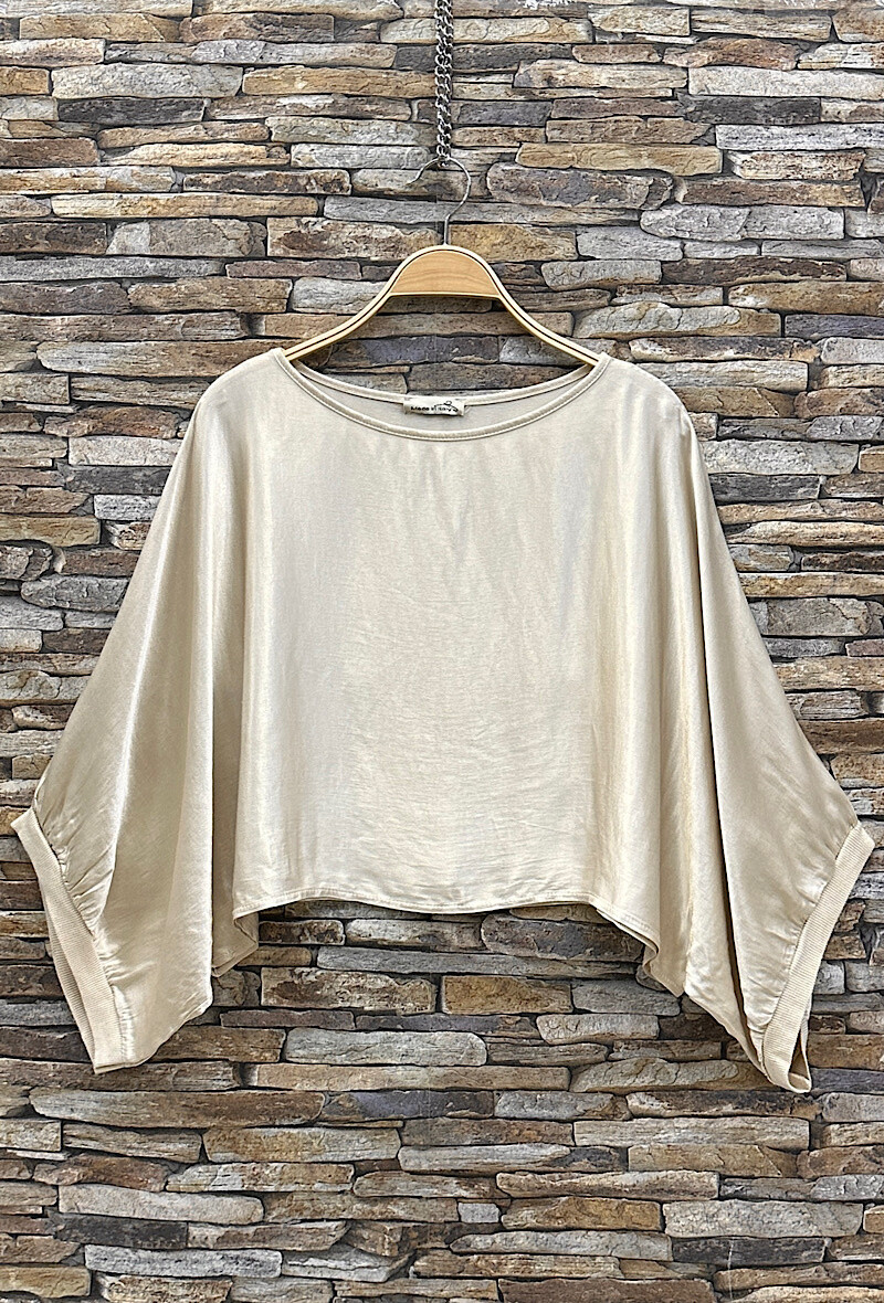Grossista Elle Style - Blusa BILLIE fluida in viscosa, romantica con bottoni