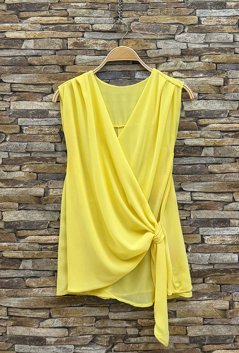 Grossista Elle Style - Blusa HALARA in voile fluido, chic e romantica