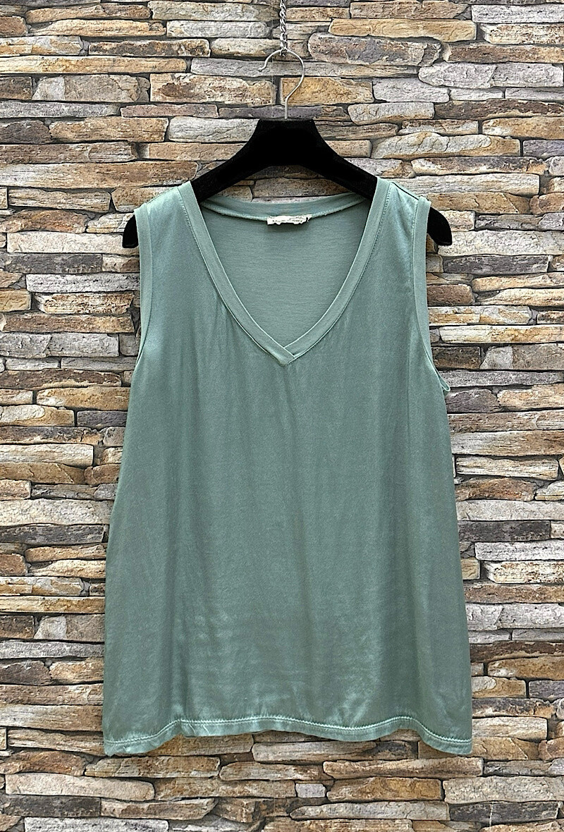 Wholesaler Elle Style - AMARA tank top, fluid and romantic, satin silk effect at the front.