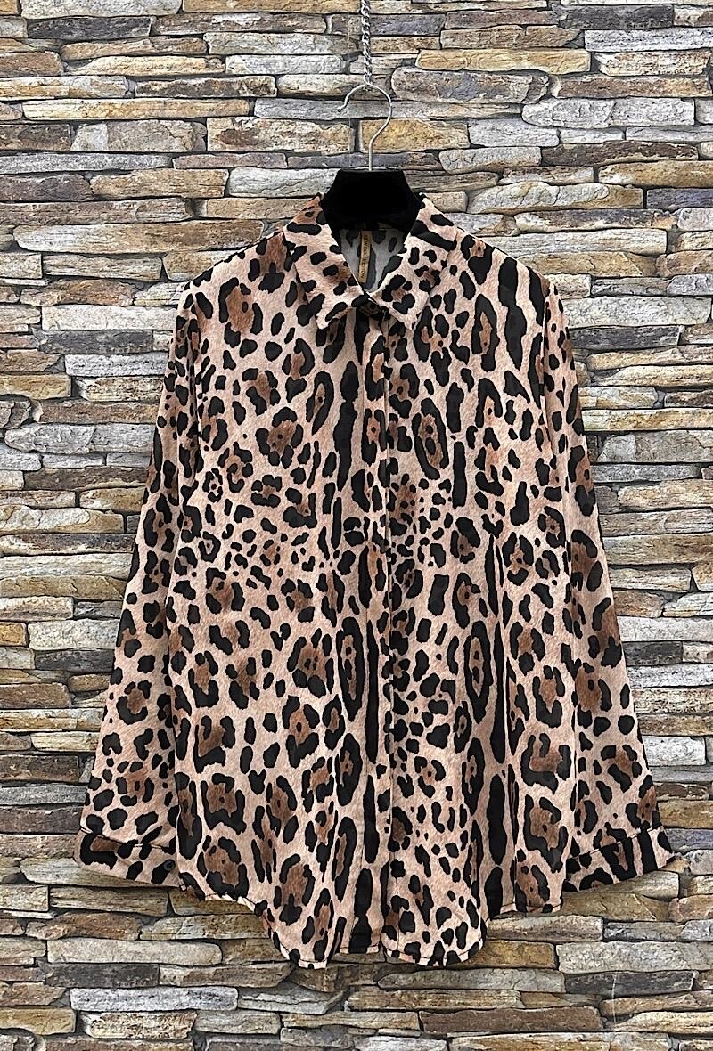 Grossiste Elle Style - Chemisier JESSICA Chic . Motif. Boutonnage caché avec sous-patte.