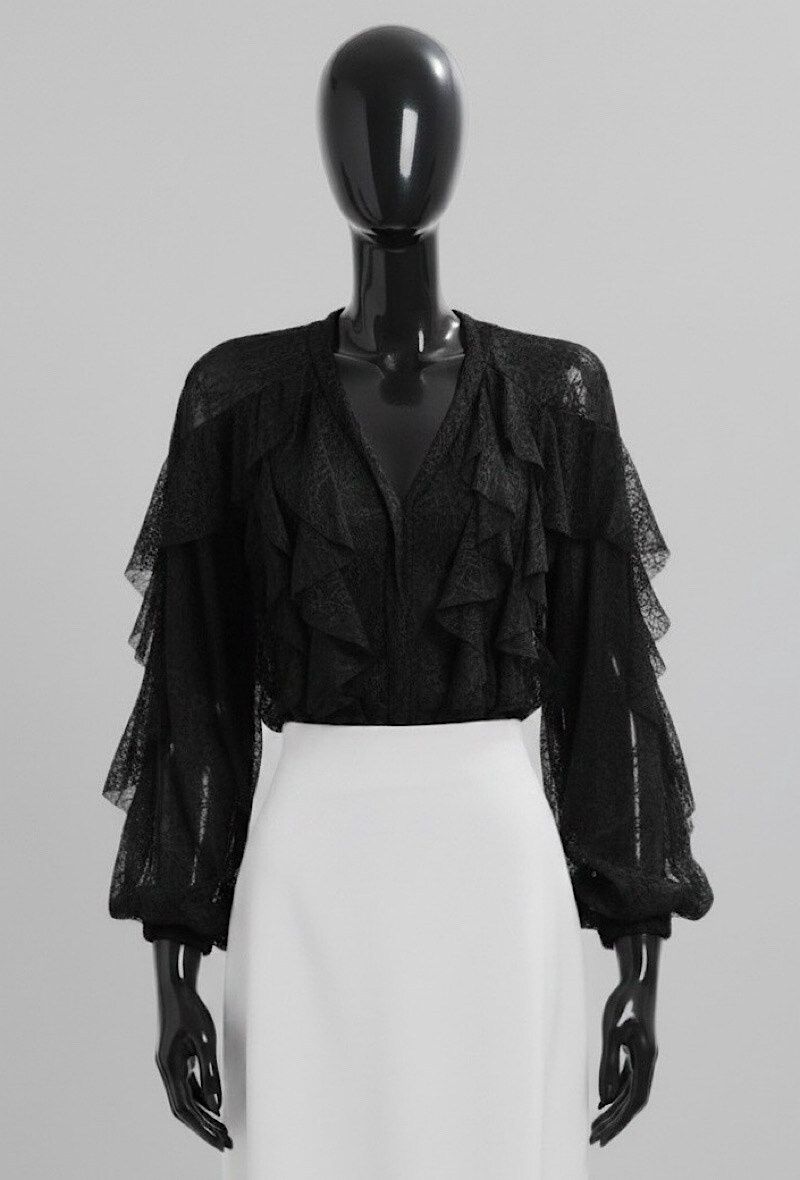 Mayorista Elle Style - Blusa KATELINE toda de encaje con volantes y botones delanteros, chic y a la moda.