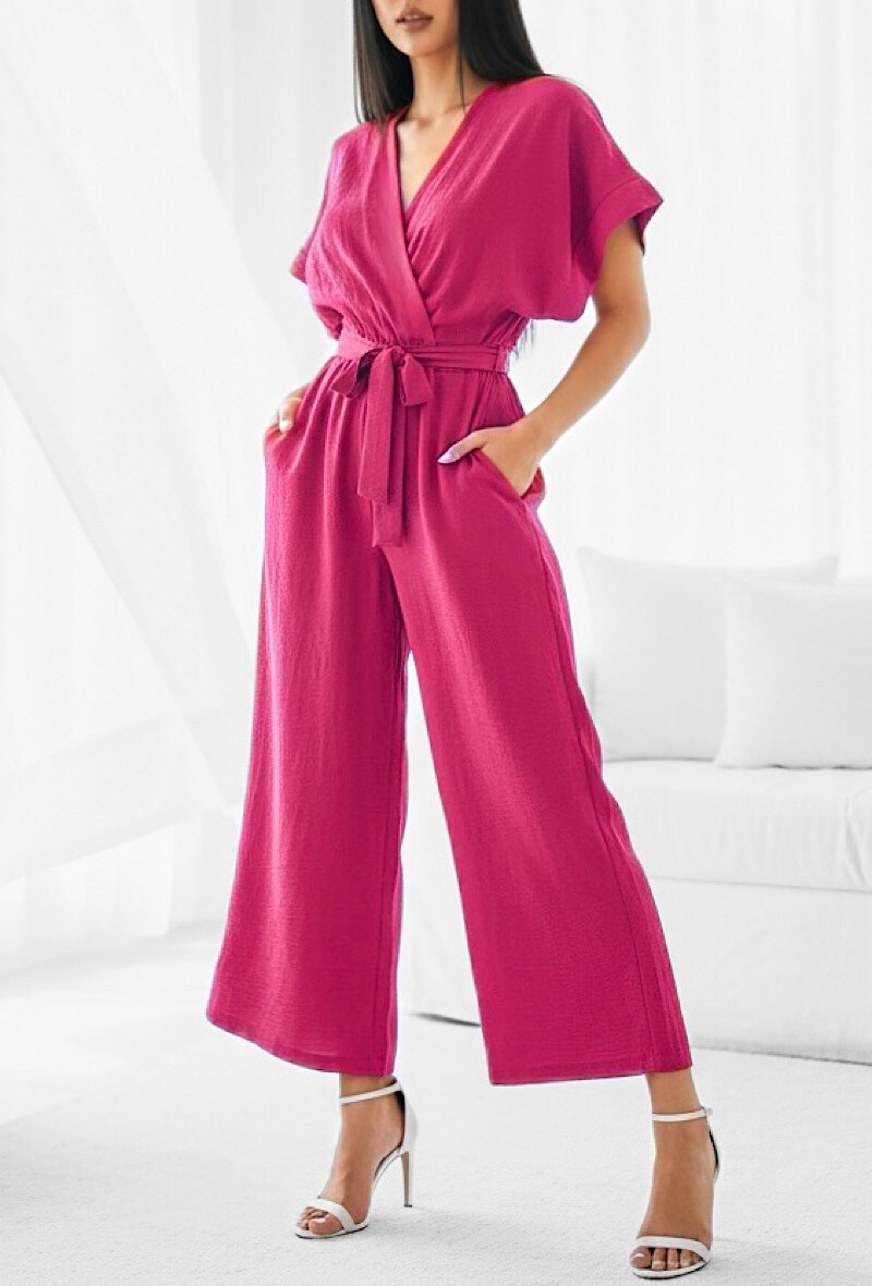 Grossista Elle Style - Tuta LOUNI con pantaloni fluidi e 2 tasche frontali.