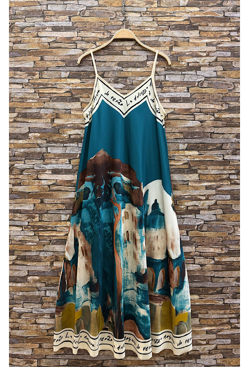 Grossiste Elle Style - Robe ALISSA en satin très fluide et tendance.