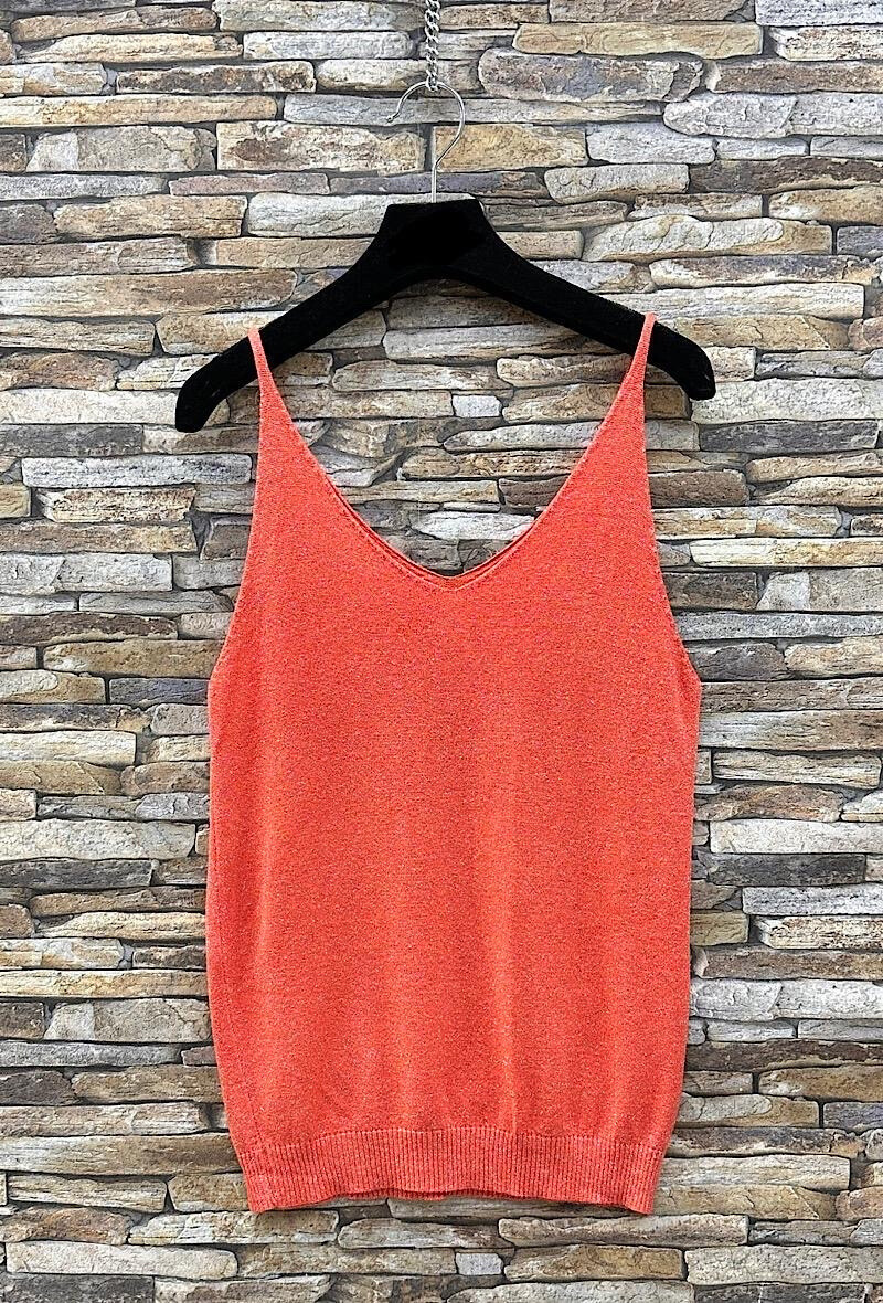 Grossista Elle Style - Canottiera DIVINE brillante, morbida, elegante e casual alla moda