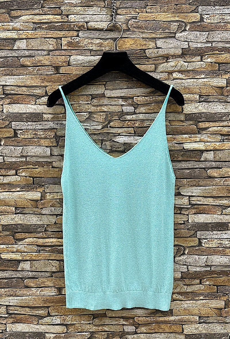 Mayorista Elle Style - Camiseta DIVINE brillante, suave, elegante y casual de moda