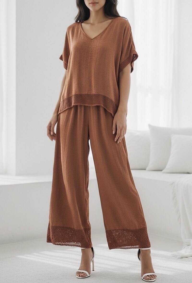 Großhändler Elle Style - LUCIE-Set aus sehr fließender Viskose mit Boho-Häkel-Details. Schick und modisch.