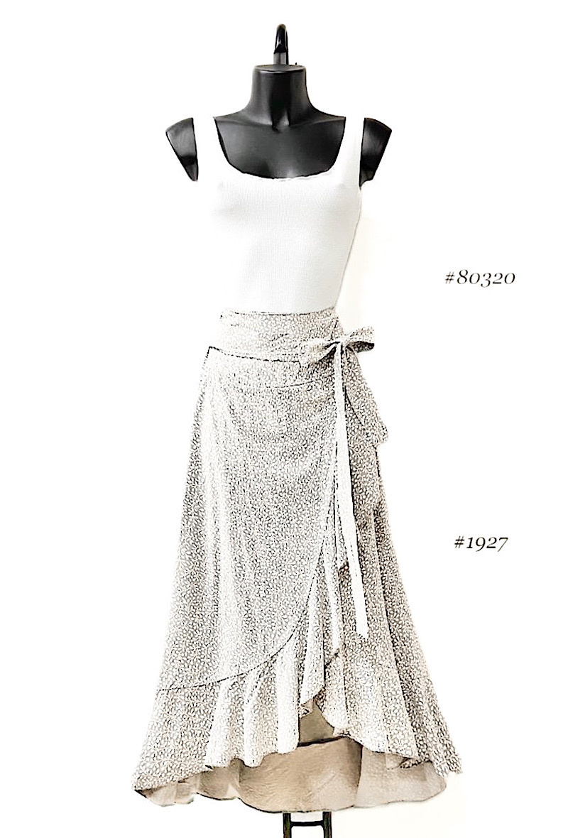 Wholesaler Elle Style - TALIA Flowing ruffled skirt with flower print in viscose