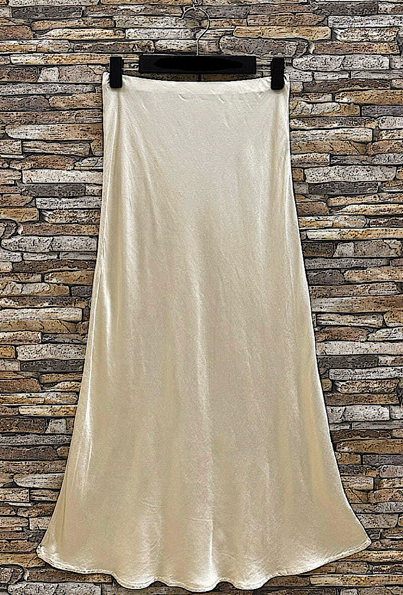 Grossiste Elle Style - Jupe OCTAVE fluide et romantique, effet soie satiné, en viscose très soyeux